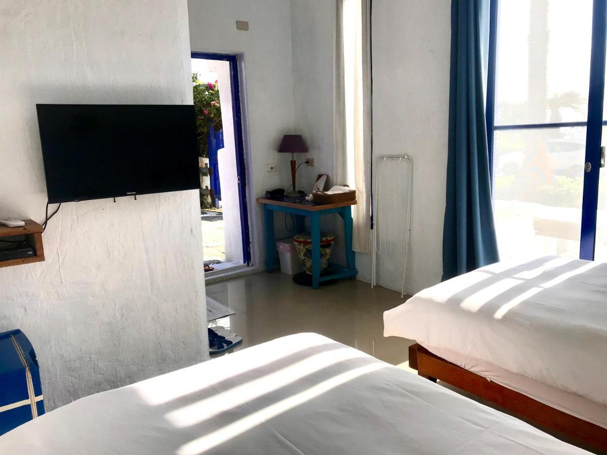 Beach House海邊民宿 Kenting Bagian luar foto