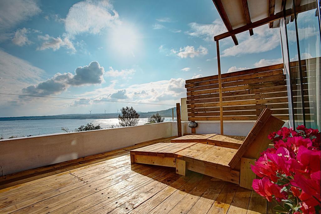 Beach House海邊民宿 Kenting Bagian luar foto